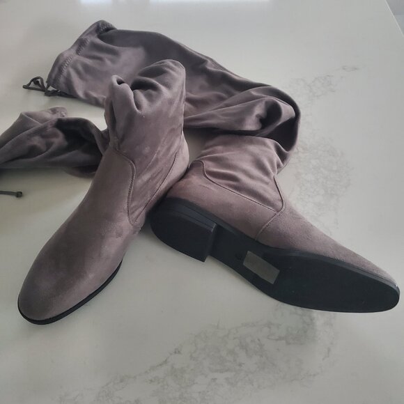 New Beston Grey Faux Suede Women's Pull On Over the Knee Stretch Boots  10 - Picture 4 of 14